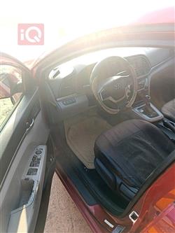 هیوندای ئەلەنترا